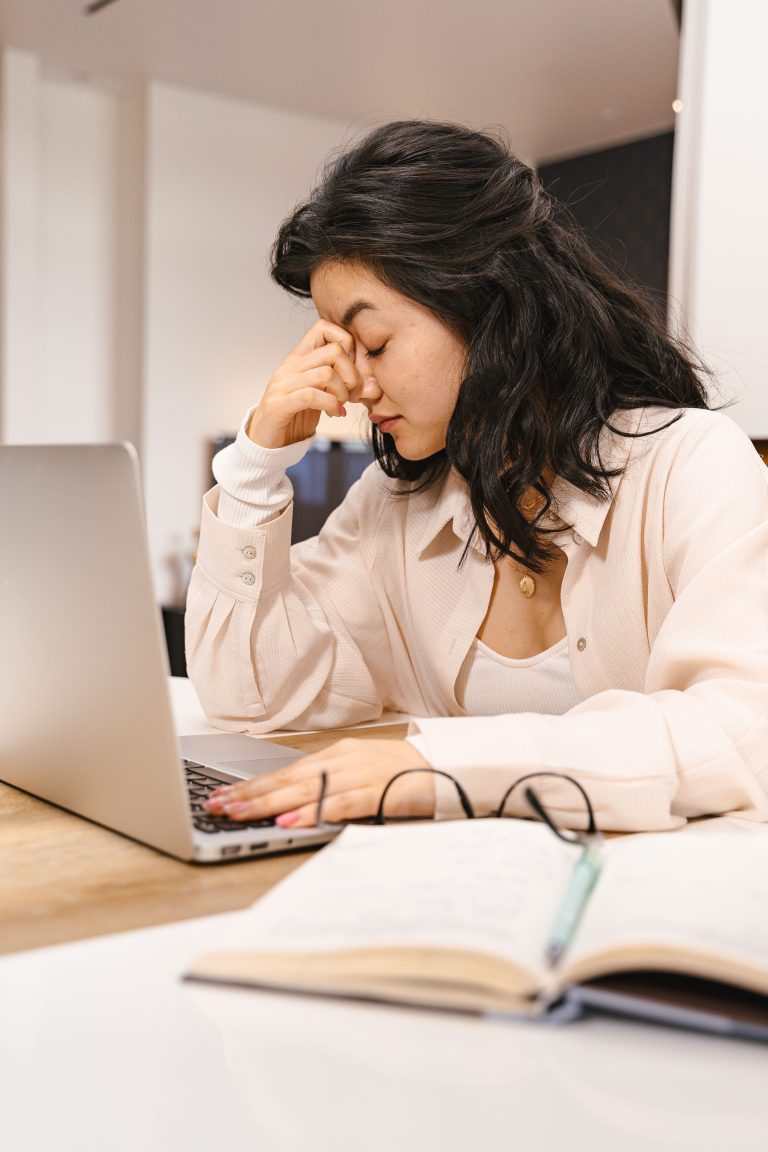 frustrated shopper leaving a website